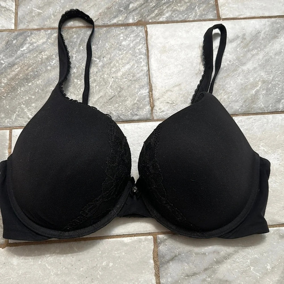 Victoria Secret body by victoria bra‎ 34DD - Picture 1 of 7